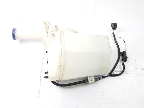 windscreen-washer-tank-citroen-c1-pm_-pn_-2005-2006-2007-2008-2009-2010-2011-2012-2013-2014-32177737 main image