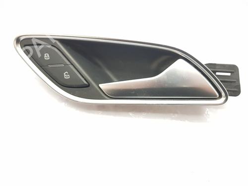 Used Front right interior door handle AUDI Q3 (8UB, 8UG) [2011-2020]  29984261