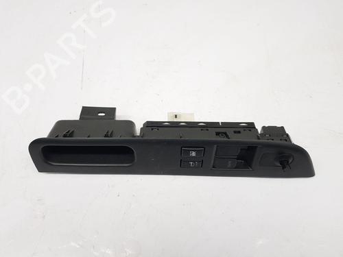 Used Right front window switch SUZUKI SWIFT III (MZ, EZ) 1.5 (RS415, ZC21S) (102 hp) 30603678