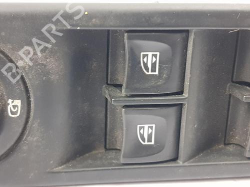 Right front window switch RENAULT CLIO IV (BH_) 1.5 dCi 90 | BP28307753I26 