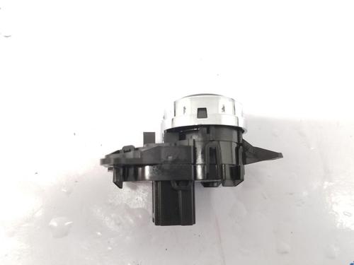 Switch ROLLS-ROYCE WRAITH (RR5) V12 | BP28307858I30 