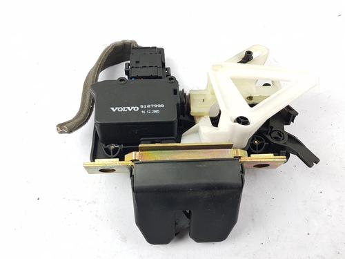 Used Tailgate lock VOLVO V70 II (285) 2.4 (170 hp) 29575612