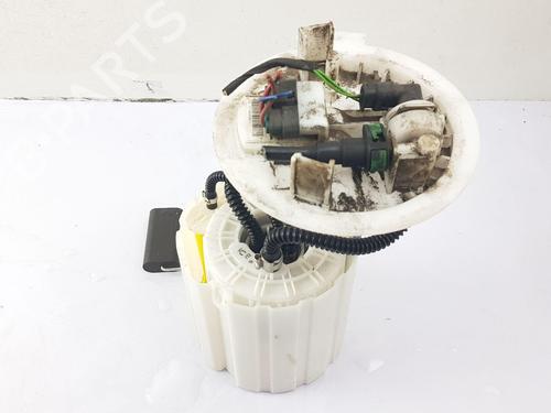 Used Fuel pump MERCEDES-BENZ A-CLASS (W176) A 180 (176.042) (122 hp) 26646389