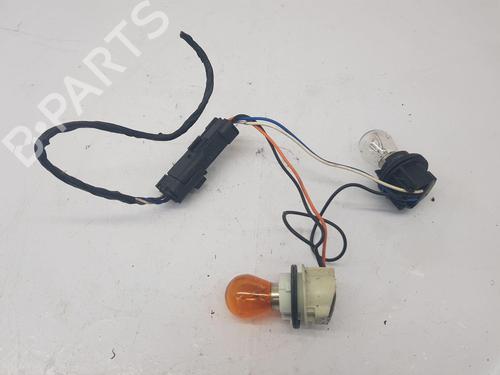 Used Lamp holder Lamp holder RENAULT TRAFIC II Van (FL) 2.0 dCi 115 (FL01, FL0U, FL00, FL0H, FL0M) (114 hp) 36144422 36144422