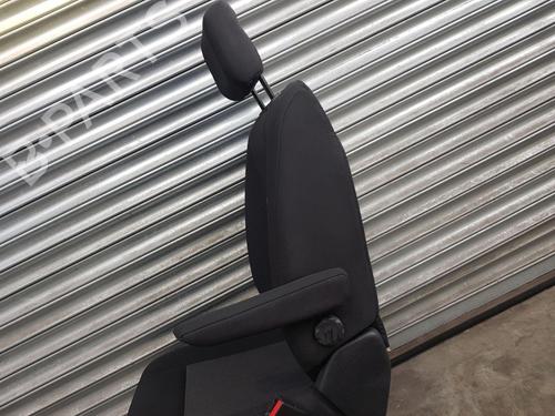 Right front seat OPEL VIVARO C Van (K0) 1.5 | BP31282661C16