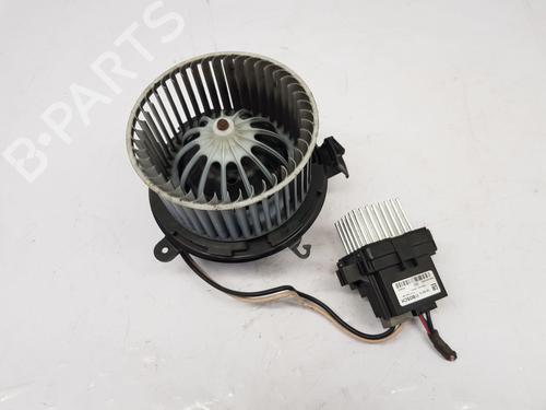 Used Heater blower motor VAUXHALL ASTRA Mk VI (J) (P10) 1.4 (100 hp) 30290517