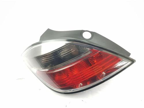 Used Left taillight VAUXHALL ASTRA Mk V (H) (A04) 1.7 CDTI (L48) (100 hp) 28119964