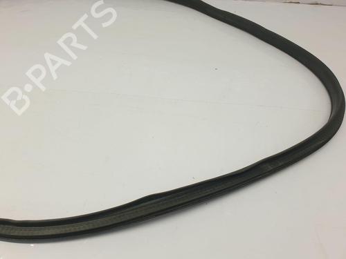 Gummiliste MCLAREN 570GT 3.8 | BP22662987C142 