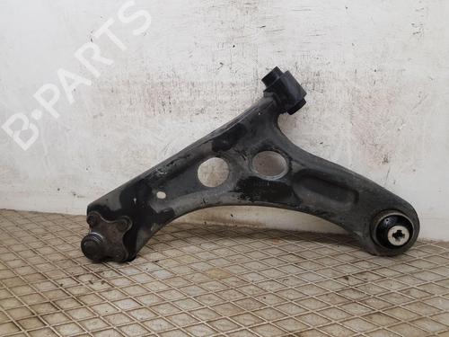 Used Right front suspension arm Right front suspension arm OPEL CORSA F (P2JO) 1.2 (68) (75 hp) 34253347 34253347