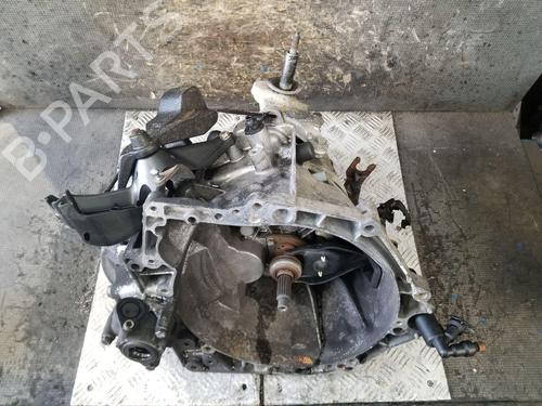 gearbox-citroen-jumpy-ii-van-2007-2008-2009-2010-2011-2012-2013-2014-2015-2016-32406052 main image