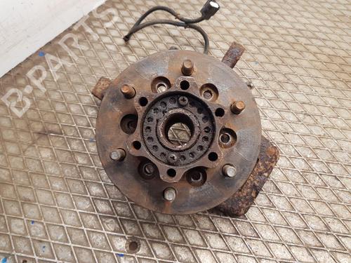 Used Right front steering knuckle Right front steering knuckle MITSUBISHI PAJERO SPORT I (K7_, K9_) 2.5 TD (K94W, K74T) (115 hp) 30689924 30689924