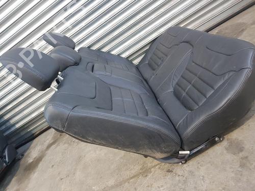 Right front seat MITSUBISHI L200 / TRITON (KA_T, KB_T) 2.5 DI-D 4WD (KB4T) | BP30923983C16