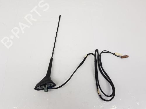 Antenne/Base RENAULT CAPTUR I (J5_, H5_) 0.9 TCe 90 (90 hp) 30184726