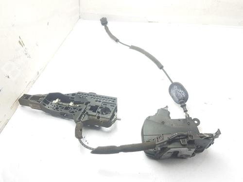 front-right-lock-smart-forfour-hatchback-453-2014-35772151 main image