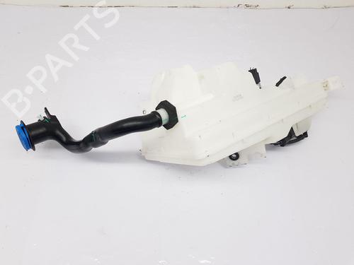 Used Windscreen washer tank VOLVO XC60 II (246) T8 Hybrid AWD (456 hp) 29755922