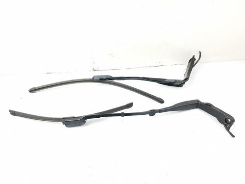 Front windshield wiper arm VOLVO XC40 (536) B4 Mild-Hybrid AWD | BP29229644C143 