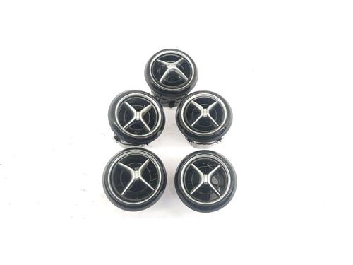 Used Air vent MERCEDES-BENZ A-CLASS (W176) A 180 (176.042) (122 hp) 26588874