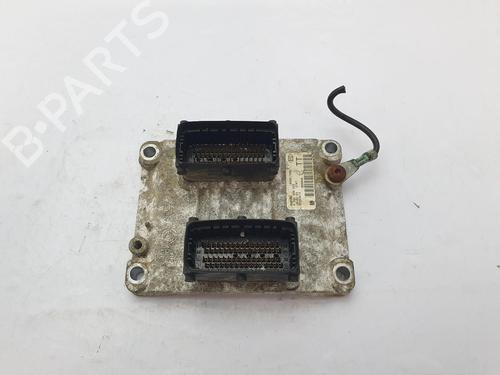 Used Engine control unit (ECU) VAUXHALL MERIVA A (X03) 1.4 16V Twinport (90 hp) 22661565