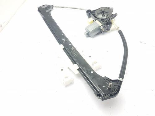 Rudehejsemekanisme Højre bagtil Rudehejsemekanisme Højre bagtil AUDI A3 Sportback (8VA, 8VF) RS3 quattro (367 hp) 34169271 34169271