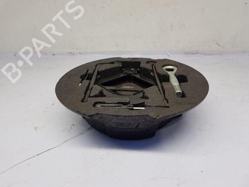 Used Jack Kit KIA PRO CEE'D (ED) 1.6 CRDi 115 (115 hp) 31053526