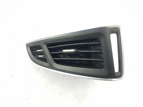 Used Air vent FORD FOCUS III 1.6 Ti (105 hp) 29379078