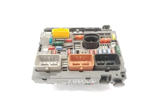 Used Fuse box Fuse box 37491816 37491816