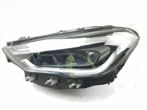 Used Left headlight MERCEDES-BENZ GLA (H247) GLA 220 d 4-matic (247.715) (190 hp) 32352734