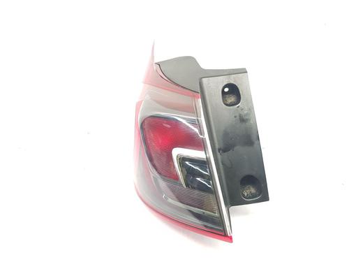 Feu arrière gauche OPEL CROSSLAND X / CROSSLAND (P17, P2QO) 1.2 (75) (110 hp) 31864236