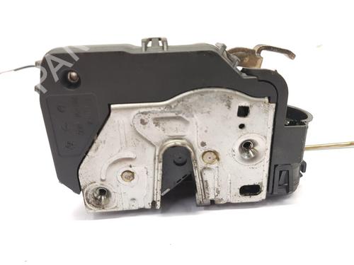 Front left lock MERCEDES-BENZ CLK (C209) CLK 270 CDI (209.316) | BP29839812C98
