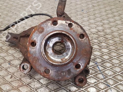 Left front steering knuckle JEEP RENEGADE SUV (BU, B1, BV) 2.0 CRD 4x4 | BP25853905M25 