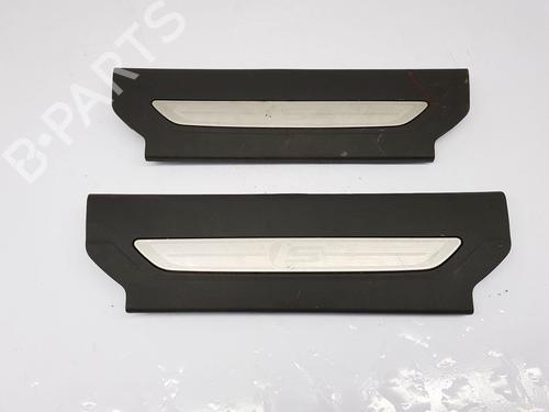 Højre sidekjole JAGUAR F-PACE (X761) 3.0 SDV6 AWD (300 hp) 22678519