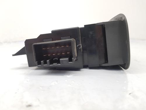 Right front window switch VOLVO V70 II (285) D5 | BP37584968I26 - Image 7
