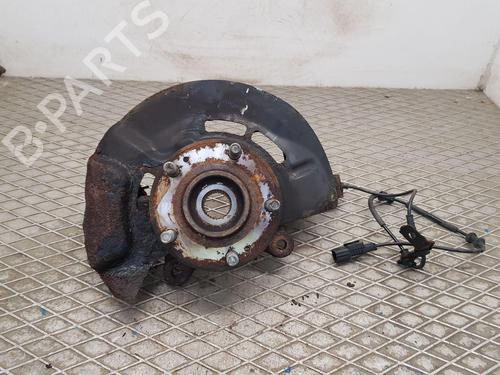 Used Right front steering knuckle KIA SPORTAGE III (SL) 2.0 CRDi AWD (184 hp) 26533350