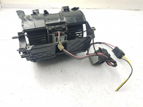 Used Heater blower motor Heater blower motor RENAULT TRAFIC III Van (FG_) 1.6 dCi 120 (FGMB, FGMC) (120 hp) 34331742 34331742