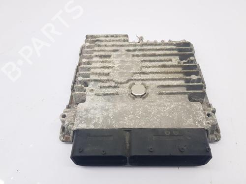 Used Engine control unit (ECU) VW GOLF VI (5K1) 1.6 TDI (105 hp) 31603535
