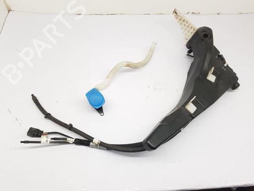 Used Windscreen washer tank AUDI A3 Limousine (8VS, 8VM) RS3 quattro (400 hp) 29292656