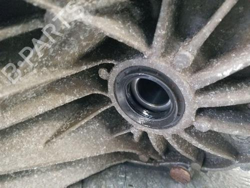 Gearbox VOLVO V40 Hatchback (525) T2 | BP32483953M3