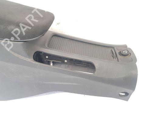 Armrest / Center console HONDA CIVIC VIII Hatchback (FN, FK) Type R (FN2) | BP24213315I20