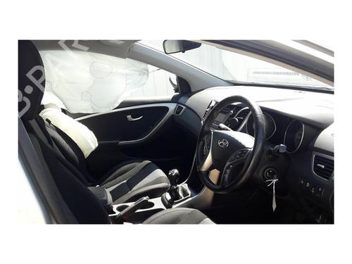 Engine control unit (ECU) HYUNDAI i30 Estate (GD)  | BP22205386M57 