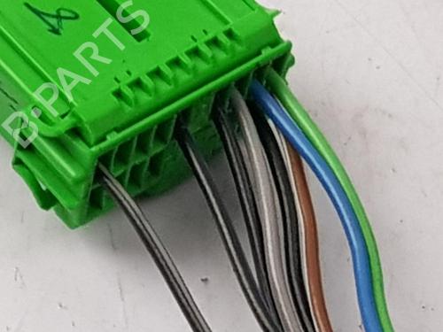 Right mirror VOLVO V40 Hatchback (525) T3 | BP30184763C27