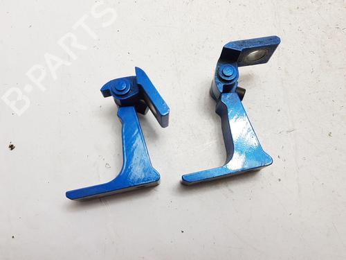 Used Hinge/Door check strap AUDI R8 (4S3, 4SP) 5.2 FSI Plus quattro (610 hp) 22682192