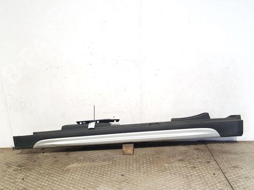 left-sideskirt-mini-mini-countryman-f60-2016-29378978 main image