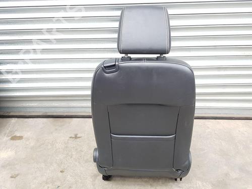 Right front seat FORD FIESTA VI (CB1, CCN) 1.6 Ti | BP26903388C16 