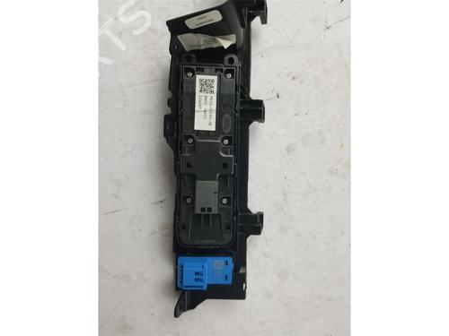 Right front window switch LAND ROVER RANGE ROVER EVOQUE (L551) 2.0 D180 MHEV 4x4 | BP38933631I26 - Image 4