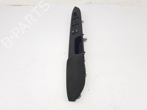 right-front-window-switch-suzuki-sx4-ey-gy-2006-35966842 main image