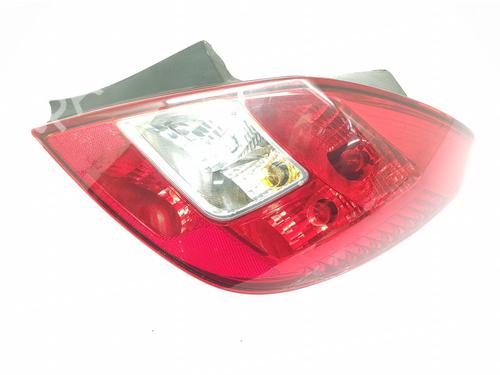 Used Right taillight VAUXHALL CORSA Mk III (D) (S07) 1.2 i 16V (L08) (86 hp) 30290366