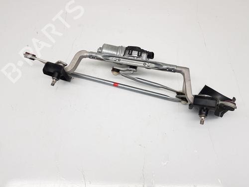 Used Front wiper motor TOYOTA YARIS (_P21_, _PA1_, _PH1_) [2020-2025]  22680382