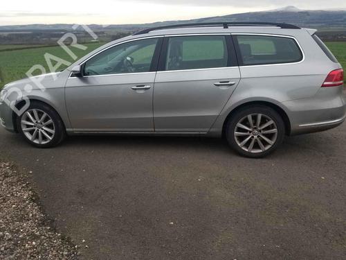 Steering column stalk VW PASSAT B7 Variant (365) 2.0 TDI | BP31819831I23 - Image 10
