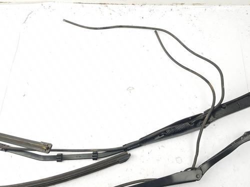 Front windshield wiper arm TESLA MODEL 3 (5YJ3) | BP40220401C143 - Image 3