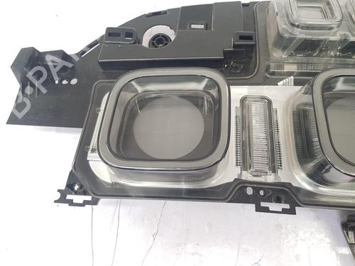 Right taillight LAND ROVER DEFENDER Station Wagon (L663) | BP38200055C35 - Image 2